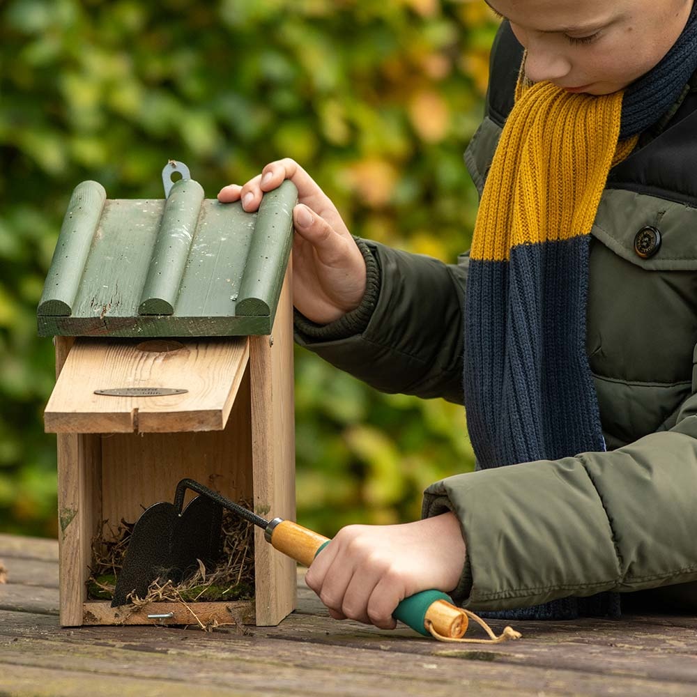 Bird Table & Nest Box Scraper