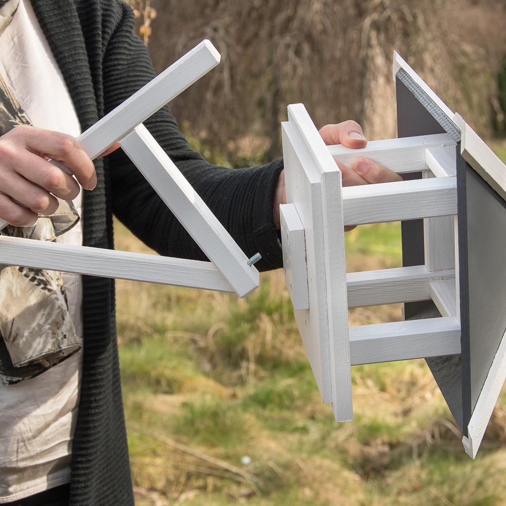 Greenwich Wall Mounted Bird Table