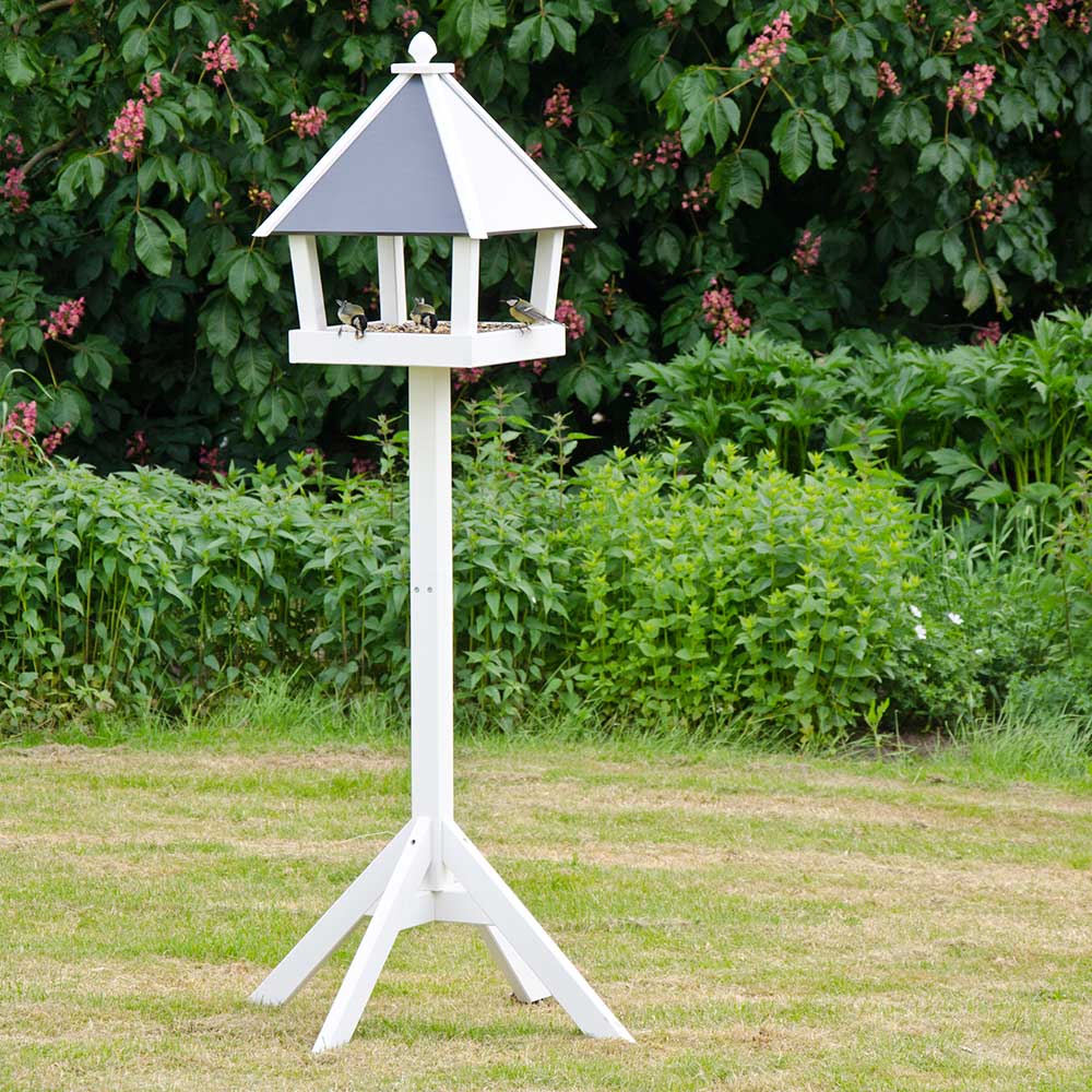 Queens Luxury Bird Table