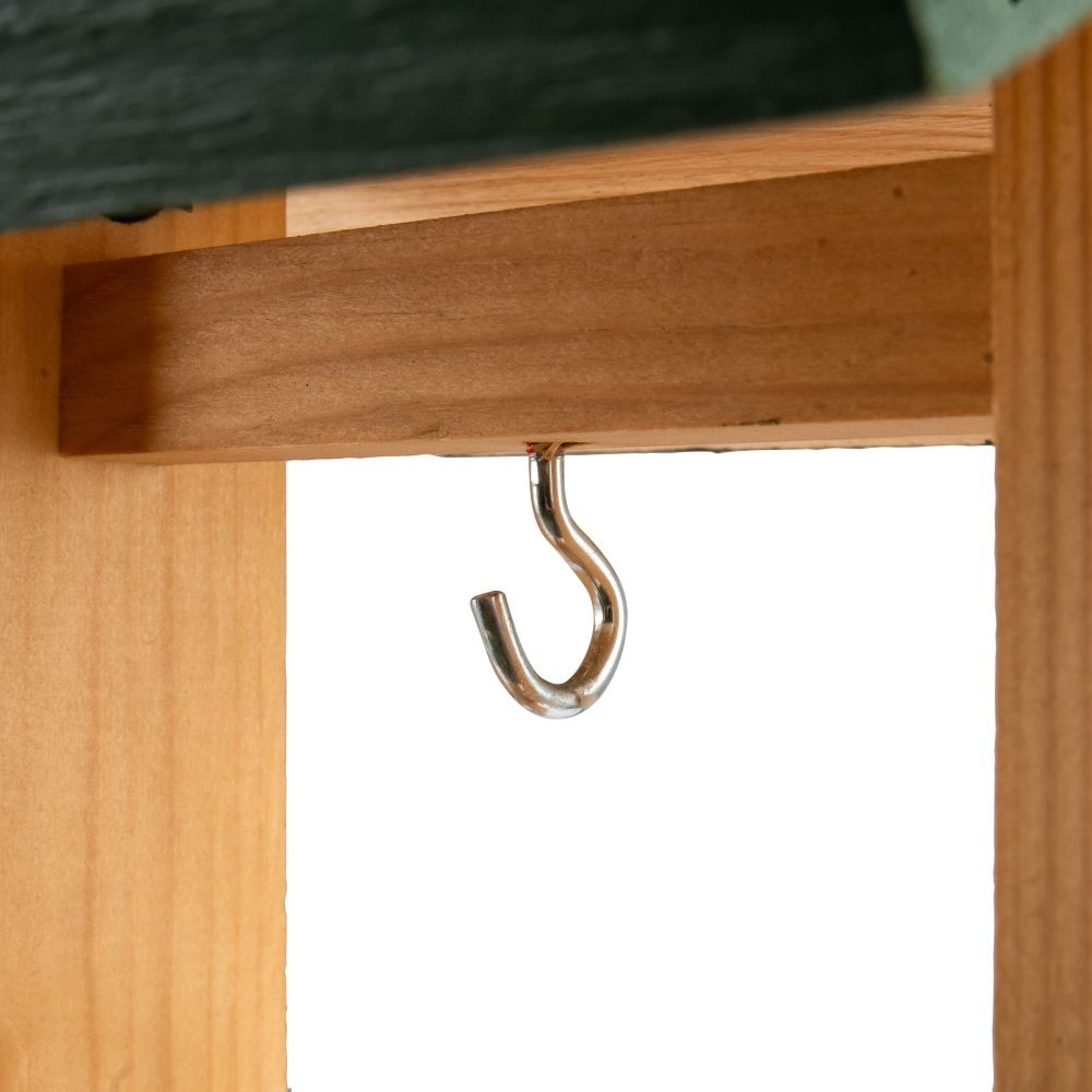 Cervina Peanut Cake Feeder