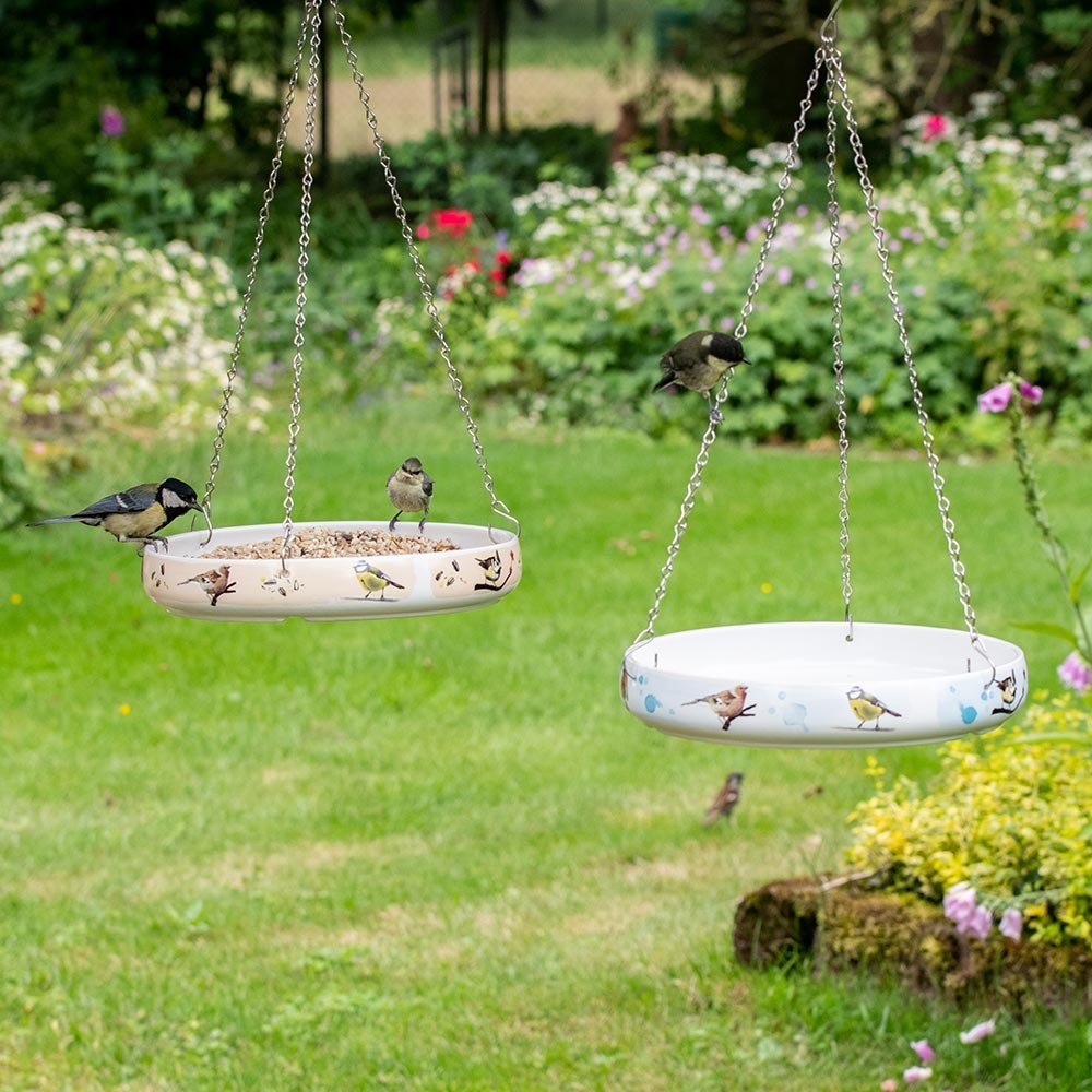 Garden Birds Bird Bath by Myrte