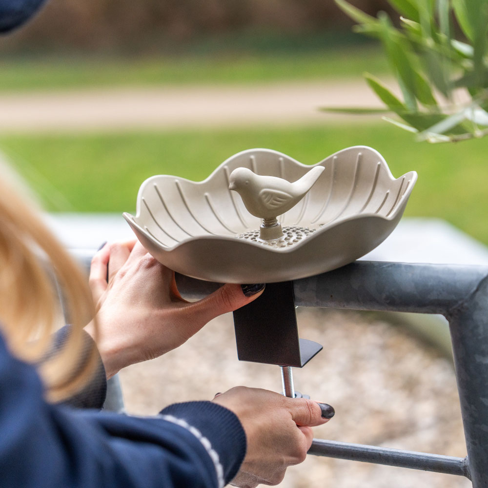 Mangeoire pour balcon - Balus - olive