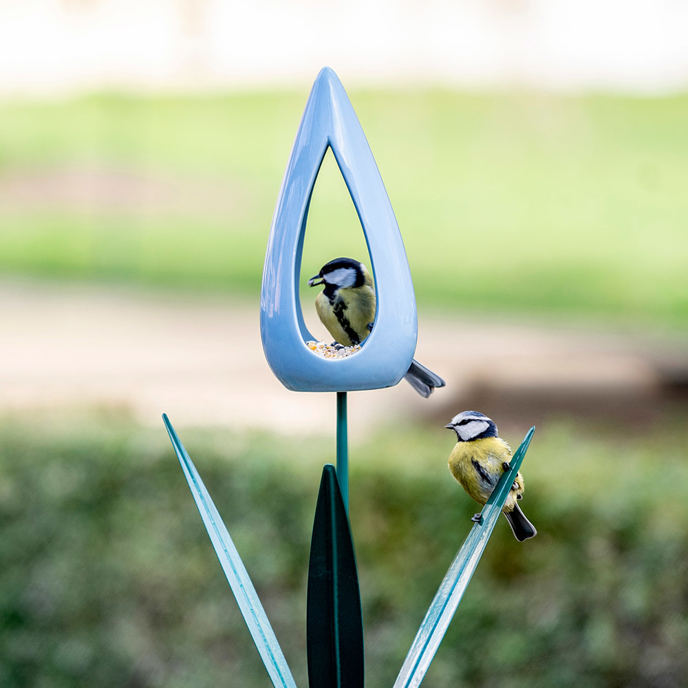 Tulip Bird Feeder on pole