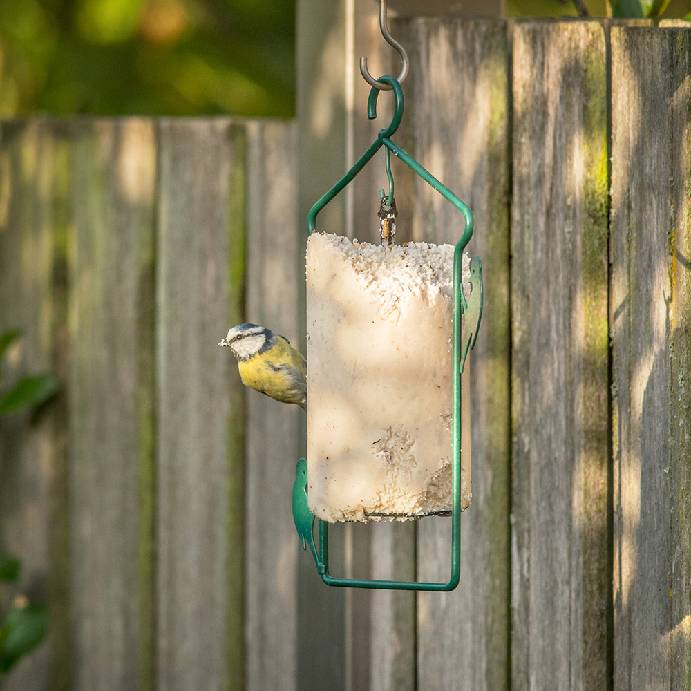 Peanut Cake Tube with Mealworms (1 Litre)