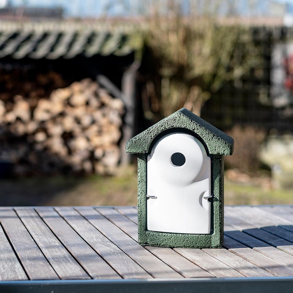 National Trust WoodStone® Green 28mm Nest Box