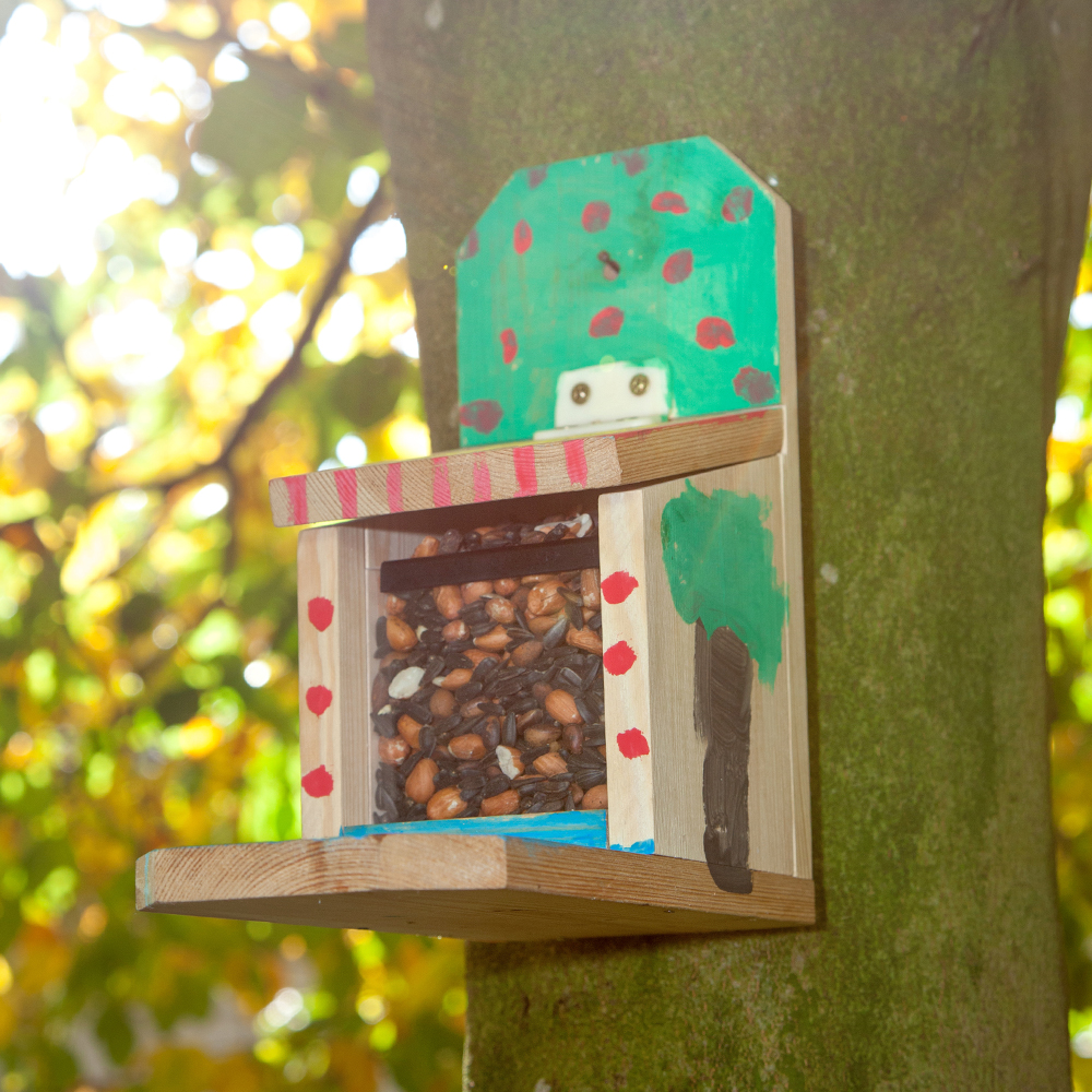 Bausatz Eichhörnchen-Futterautomat „Sanjo”